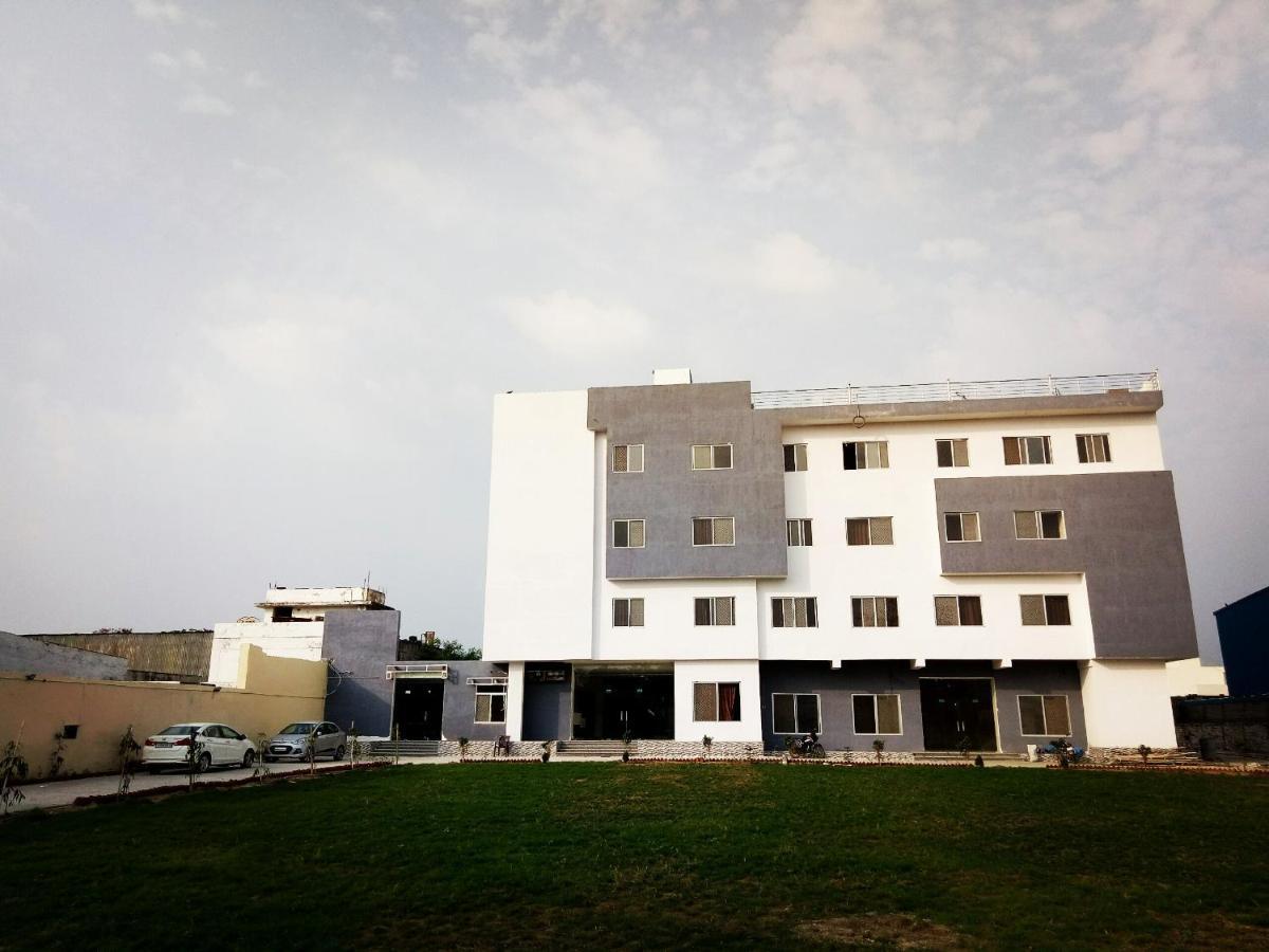 Kanha Hotel And Resort Chittorgarh Exterior photo