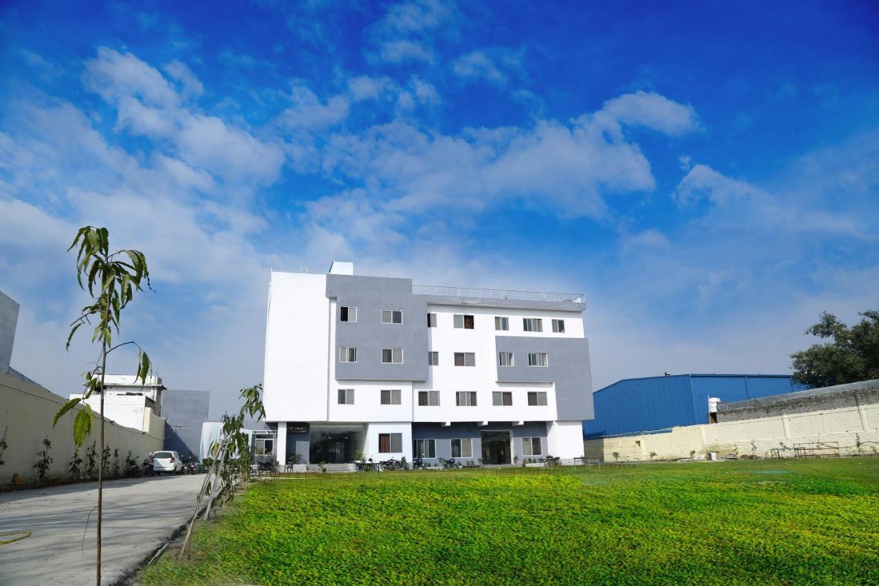 Kanha Hotel And Resort Chittorgarh Exterior photo