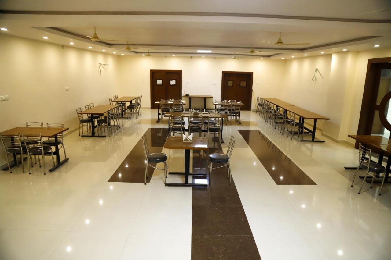 Kanha Hotel And Resort Chittorgarh Exterior photo